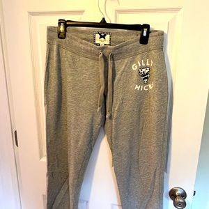 Gilly Hicks capri sweats
